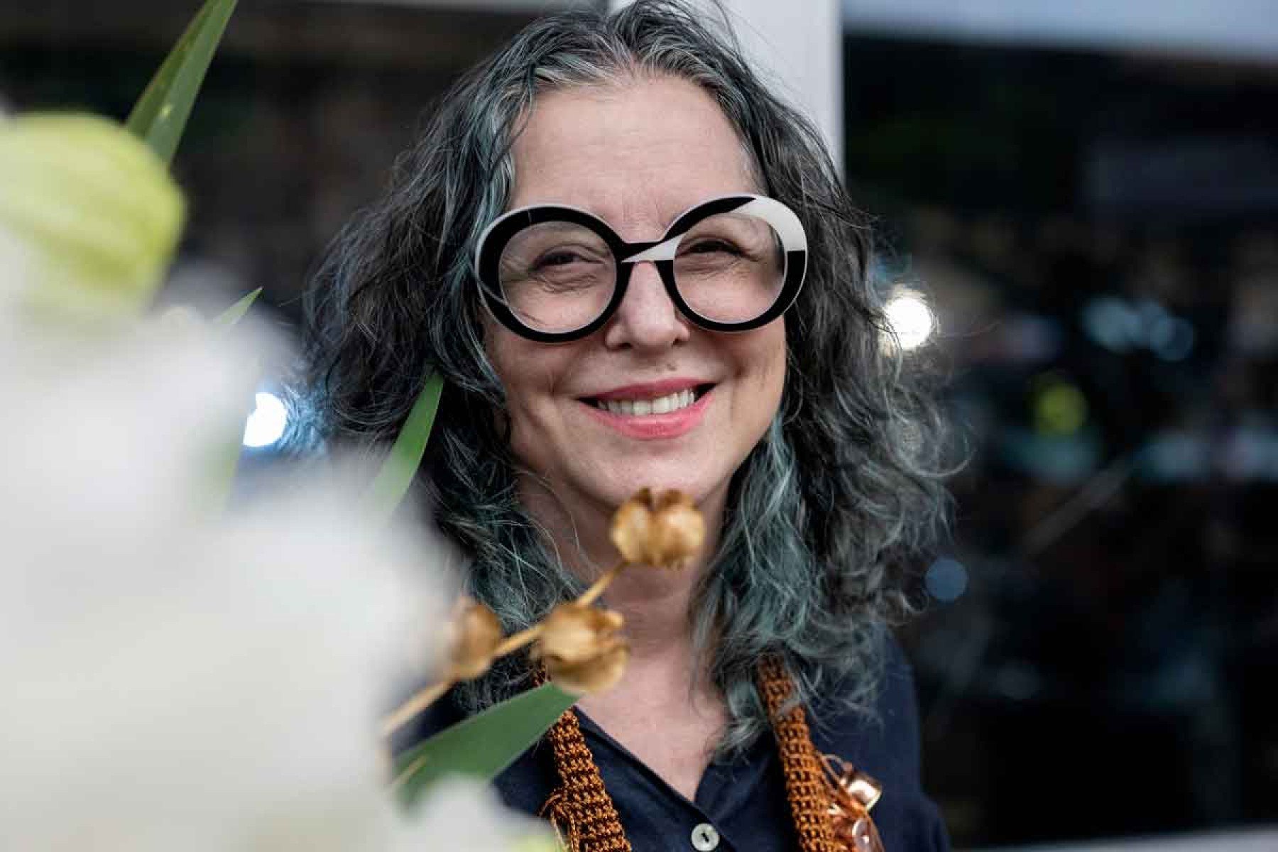 Agnes Farkasvolgyi usa rom&atilde; de todas as formas, da salada aos sucos