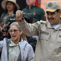 Venezuela diz que bombardeios dos EUA atingiram populações civis (ministro da Defesa) -  Juan BARRETO / AFP