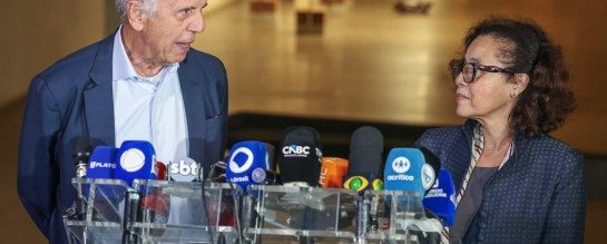 O Ministro da Defesa, José Múcio, e secretária-geral do Itamaraty, embaixadora Maria Laura da Rocha, participaram de nova reunião nesta noite sobre o ataque americano à Venezuela -  (crédito: Valter Campanato/Agência Brasil)