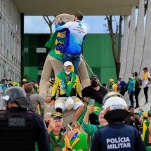 Livros de Eugênio Bucci fazem alerta sobre a crise da democracia - afp/8/1/2023