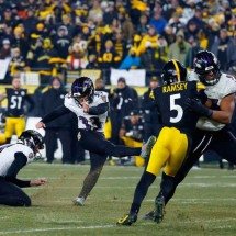 A alternativa para a falta do nosso futebol