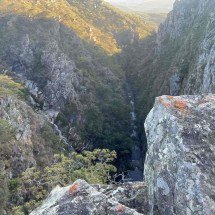 Grupo de amigos está ilhado em trilha na Serra do Cipó  - Mateus Parreiras/EM/D.A.Press - 18/07/2025