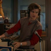 Astro de Stranger Things desbanca Taylor Swift no Spotify - Netflix/Divulgação 
