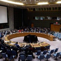 Em reunião da ONU, Colômbia compara operação dos EUA na Venezuela aos 'piores momentos de interferência' - JOHN LAMPARSKI / AFP