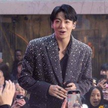 Brasileira é presa na Coreia do Sul por perseguir Jungkook, do BTS - Michael loccisano / GETTY IMAGES NORTH AMERICA / AFP