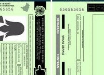 A CNH f&iacute;sica, com seu QR Code, &eacute; o ponto de partida para ativar a vers&atilde;o digital do documento, conforme detalha a mat&eacute;ria. -  (crédito: Reprodu&ccedil;&atilde;o/DETRAN MG)