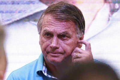 Michelle diz que Bolsonaro caiu na prisão e bateu a cabeça em móvel -  (crédito: Tupi)