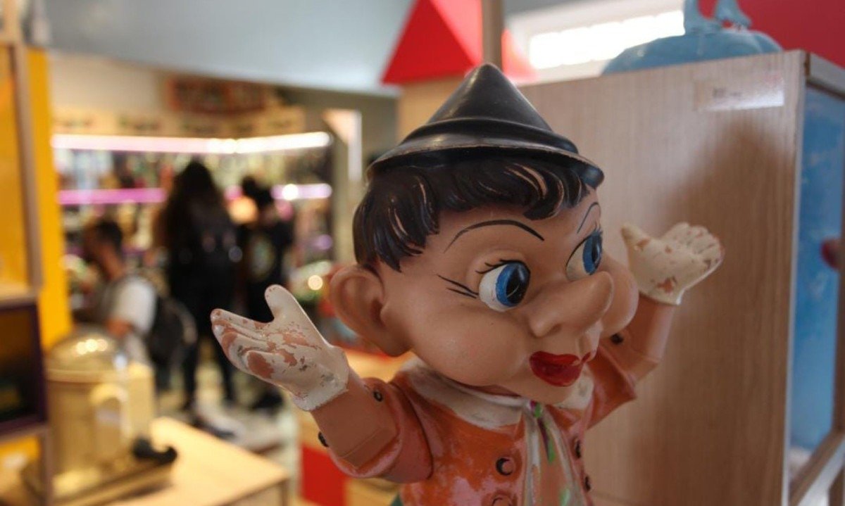 Durante todo o mês, o espaço vira um grande ateliê interativo com muita diversão, arte e brincadeiras para as crianças e toda a família-Edésio Ferreira/EM/D.A. Press