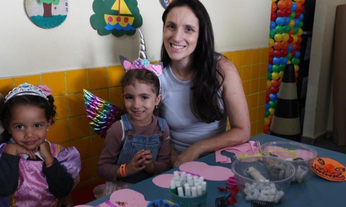 Durante todo o mês, o espaço vira um grande ateliê interativo com muita diversão, arte e brincadeiras para as crianças e toda a família-Edésio Ferreira/EM/D.A. Press