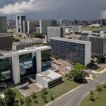 Reajuste das aposentadorias do INSS acima do mínimo sai nesta sexta-feira (9) - Rafa Neddermeyer/Agência Brasil