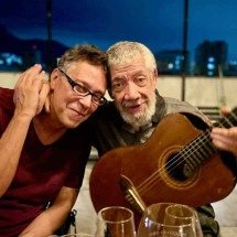 O inspirado adeus de Hélio Delmiro em 'Certas coisas' - Cláudia Olivera/Divulgação