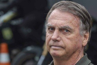 Para abater pena com leitura, Bolsonaro terá que criar hábito que nunca teve