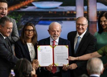 Lula decidiu barrar o benefício aos condenados pela tentativa de golpe -  (crédito: MARCELO CAMARGO/AGÊNCIA BRASIL)