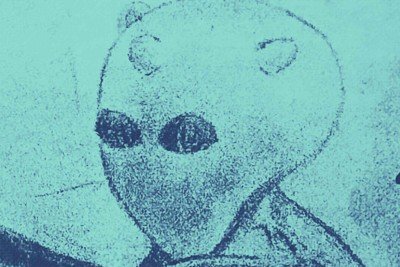 Equipe da TV Alterosa/SBT de Varginha foi a primeira do Brasil a exibir reportagem de TV sobre o ET -  (crédito: Reprodução)