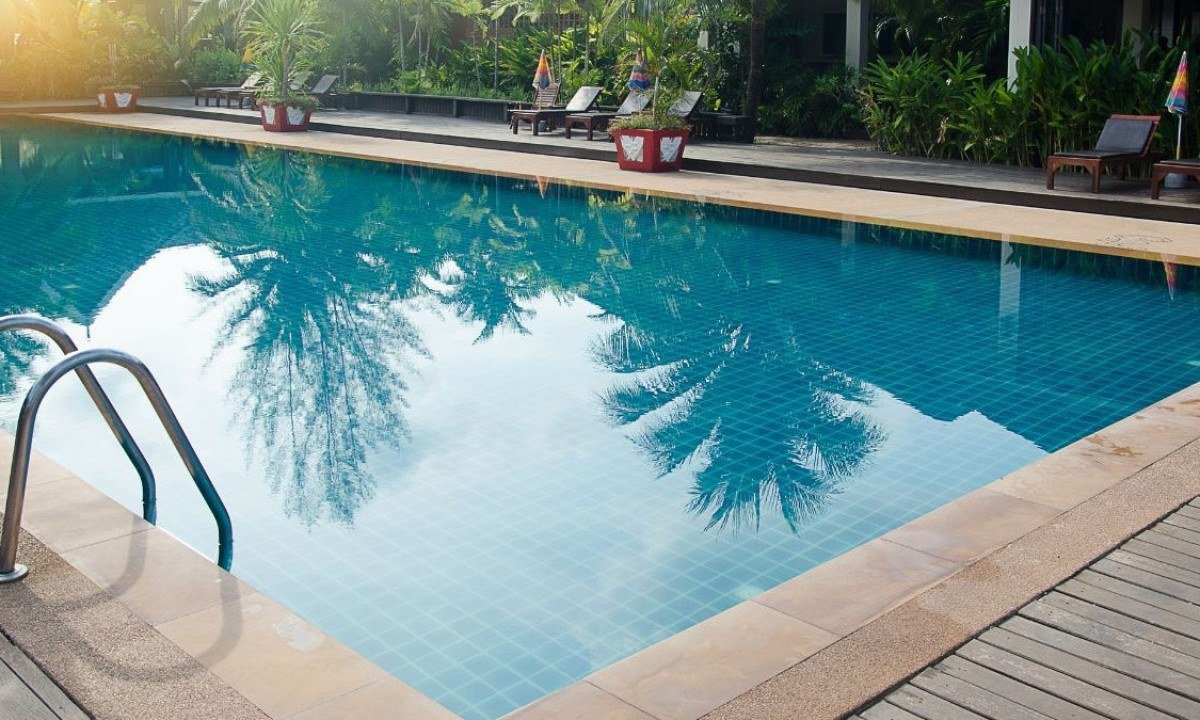 7 cuidados com a fiação elétrica na área da piscina para evitar acidentes