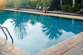 7 cuidados com a fiação elétrica na área da piscina para evitar acidentes