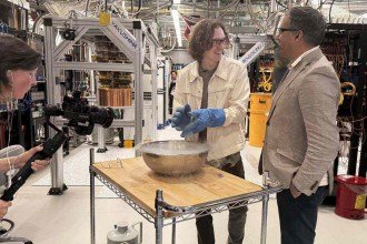 O laboratório secreto onde o Google testa o computador mais poderoso do mundo na corrida pela IA quântica