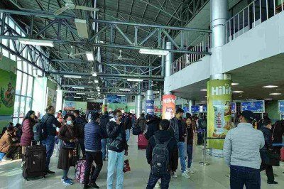 O Aeroporto Internacional de Tribhuvan, em Katmandu, é o principal ponto de entrada no país. -  (crédito: Gaurav Dhwaj Khadka/Wikimedia Commons)