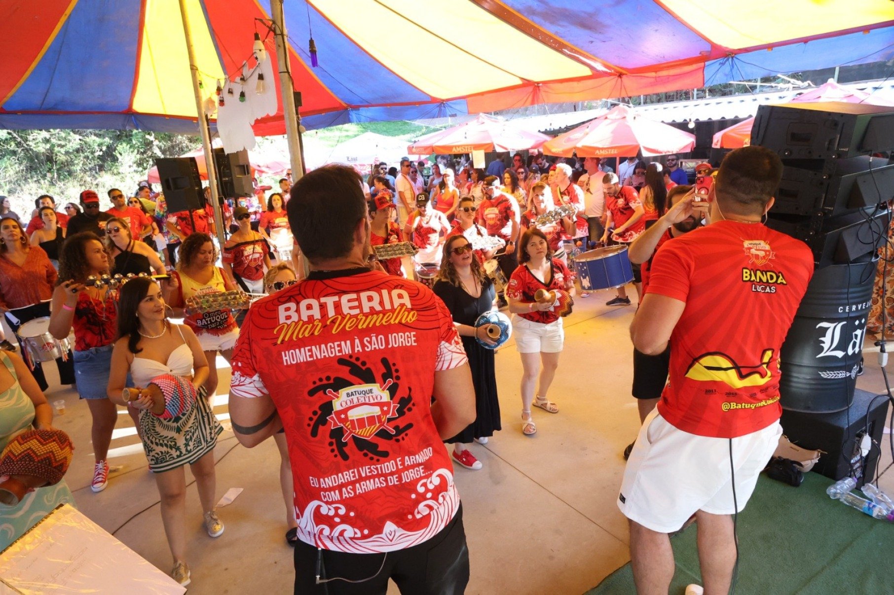 Batuque Coletivo faz homenagem a Lo Borges no Recanto Buri, no bairro Buritis