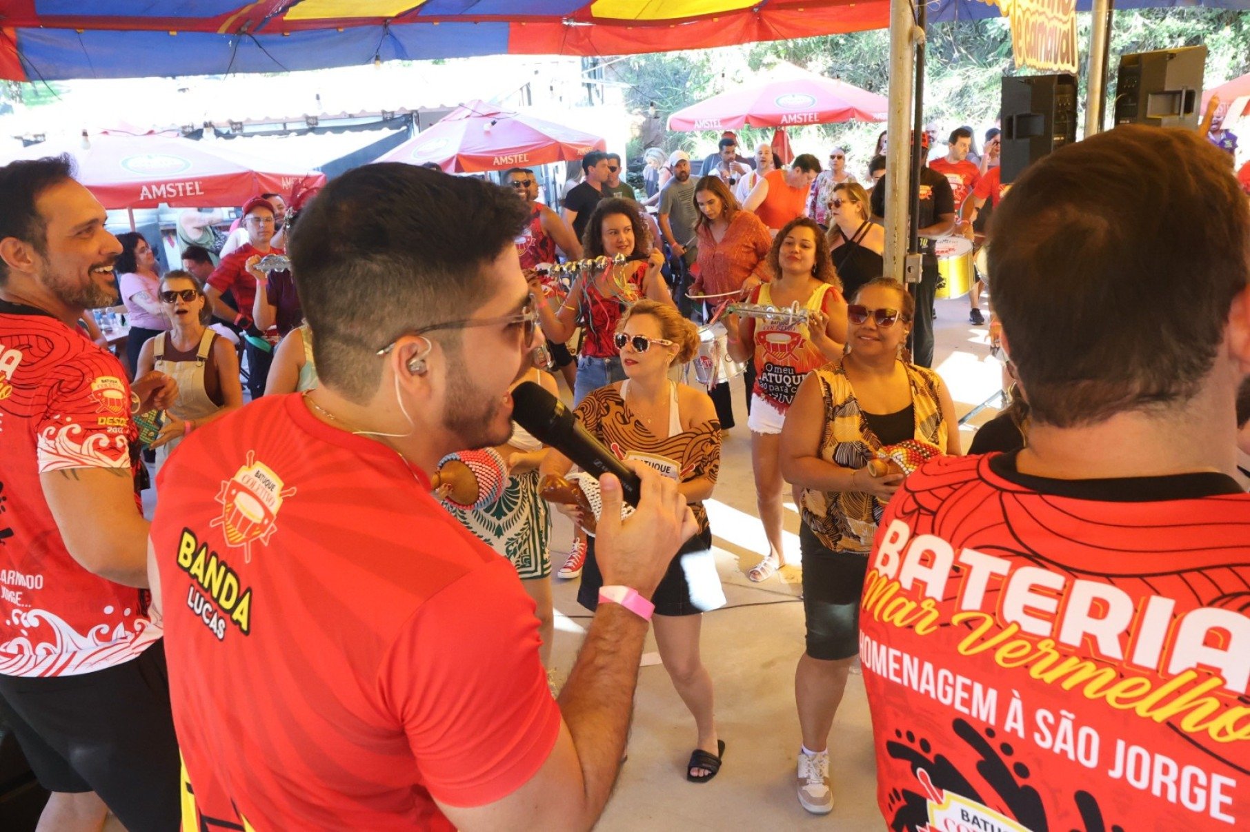 Batuque Coletivo faz homenagem a Lo Borges no Recanto Buri, no bairro Buritis