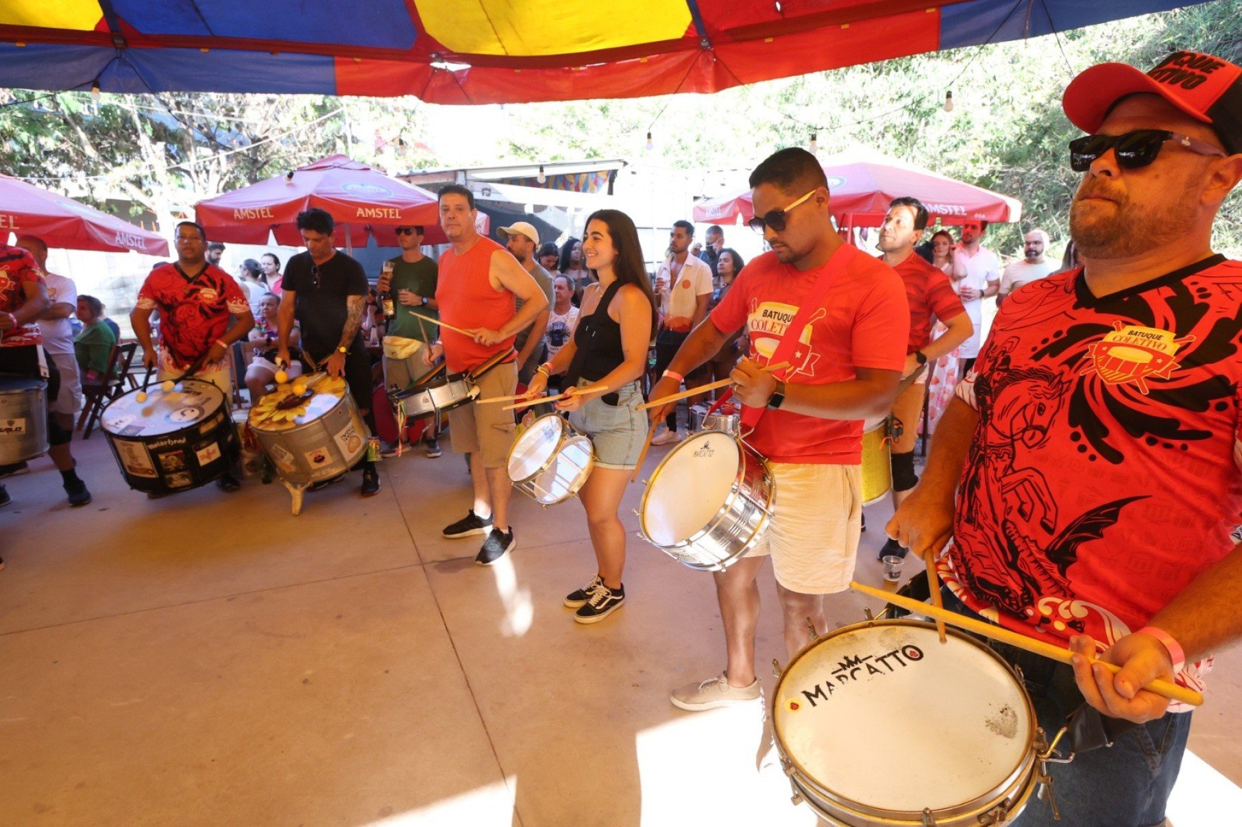 Batuque Coletivo faz homenagem a Lo Borges no Recanto Buri, no bairro Buritis