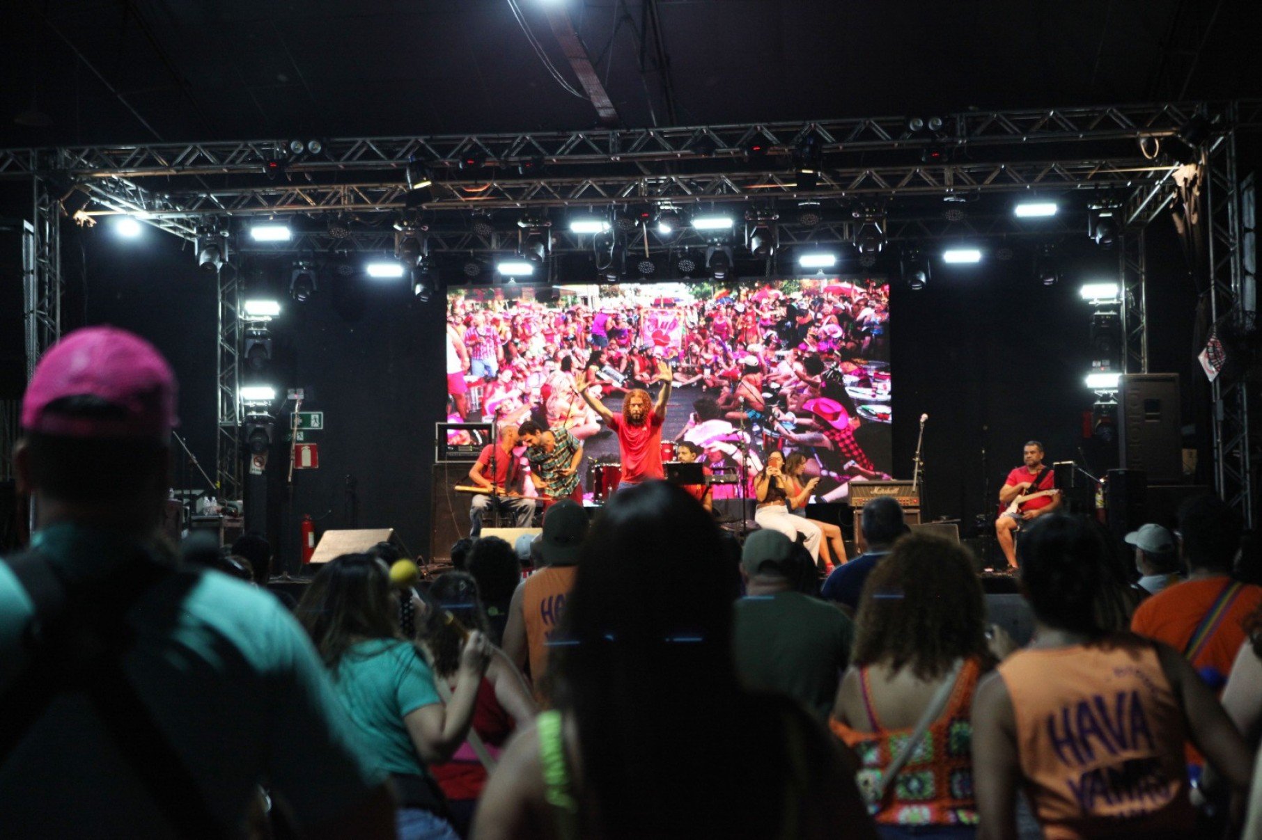 O bloco fez seu primeiro ensaio aberto ao público neste ano em preparação para desfilar no Carnaval de BH