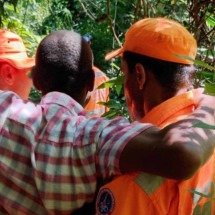 A caminho de casa, homem cai em buraco e é resgatado um dia depois - Divulgação/Corpo de Bombeiros