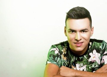 Acidente de avião na Colômbia deixa 6 mortos, incluindo cantor popular Yeison Jiménez -  (crédito: Ingelite/wikimedia commons)