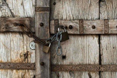 A vítima contou que não podia sair de casa nem para ir ao médico e era obrigada a manter relações sexuais com o suspeito -  (crédito: Unsplash)