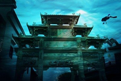 Shicheng é uma antiga cidade chinesa, fundada há mais de 1.300 anos, com forte influência cultural clássica. Próspera, tornou-se centro econômico e político da região. Mas sua localização estratégia entre montanhas a remeteu a um destino um tanto o quanto inusitado.
 -  (crédito: reprodução/ x)