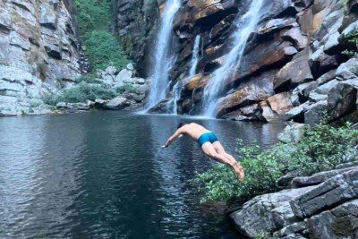 Cachoeiras exigem cuidado extra, alertam bombeiros: Aos perigos naturais da água se somam os riscos de queda e de choque contra pedras -  (crédito: Mateus Parreiras/EM/D.A.Press)