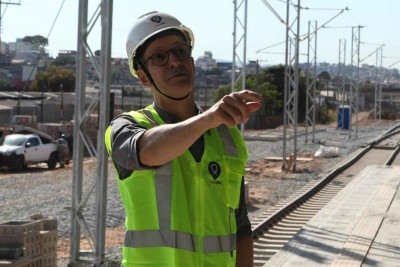 Zema participa nesta terça (13) de teste no novo trecho da Linha 1 do metrô da capital -  (crédito: Edésio Ferreira/EM/D.A Press)