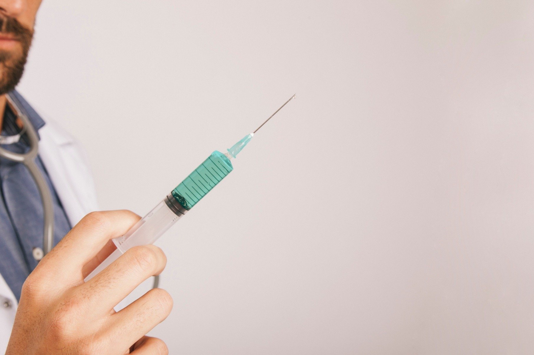 Viscossuplementação reduz dor e melhora função articular - DINO