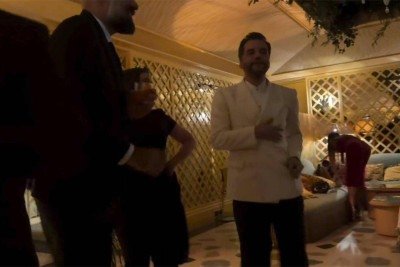 Wagner Moura dança e canta ao som de Não deixe o samba morrer, de Alcione -  (crédito: Reprodução/X/Dailymotion)