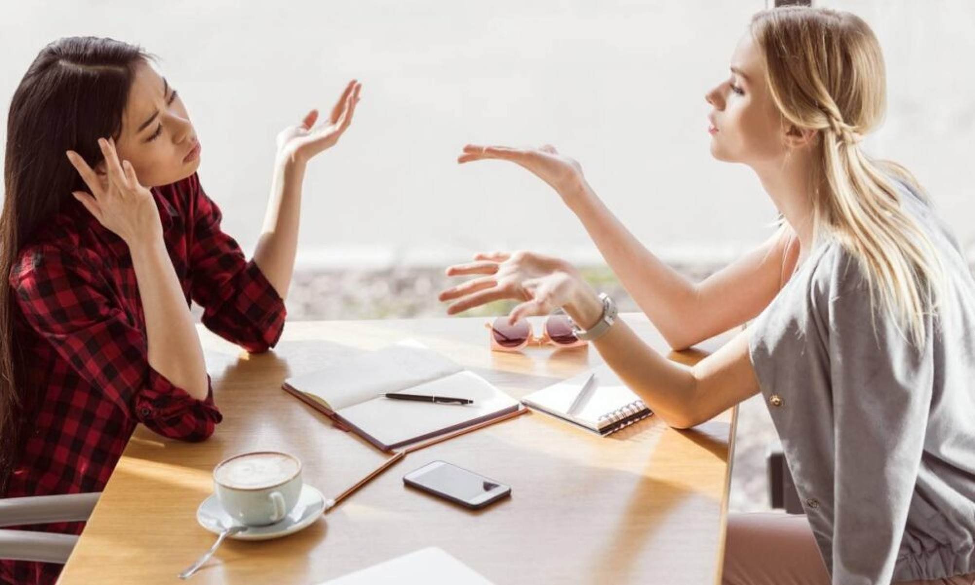 A técnica do FBI para fazer as pessoas falarem sem que elas percebam - Tupi