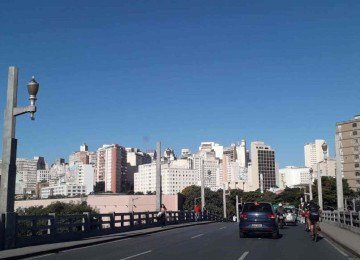 BH amanhece com céu azul nesta terça-feira (13/1); veja previsão do tempo
       -  (crédito: Jair Amaral/EM/D.A Press)