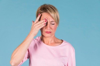 O tremor involuntário nas pálpebras é causado por pequenas contrações repetitivas do músculo orbicular -  (crédito: Freepik)