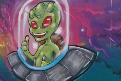 Mesmo com versão oficial afirmando que não havia ET, ufólogos e testemunhas seguem defendendo existência da criatura -  (crédito: Memorial do ET)