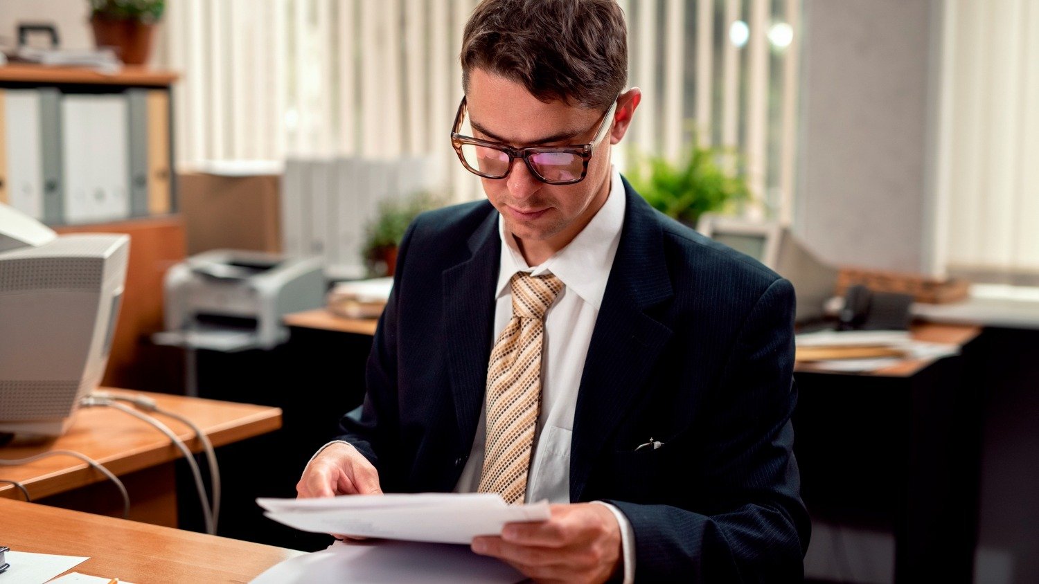 Carreiras de elite: 5 cargos públicos com salários acima de R$ 20 mil - Freepik