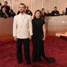 Quanto custa o look de Wagner Moura e Sandra Delgado no Globo de Ouro? - Golden Globes