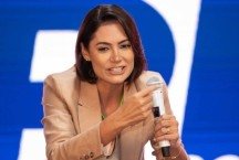 Como o entorno de Michelle se refere aos filhos de Bolsonaro