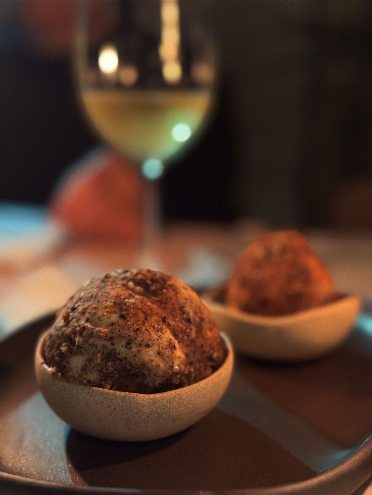 Uma das etapas do menu degusta&ccedil;&atilde;o do Casulo tem sabor de geleia de mocot&oacute;, fub&aacute;, caf&eacute;, rapadura e amendoim preto