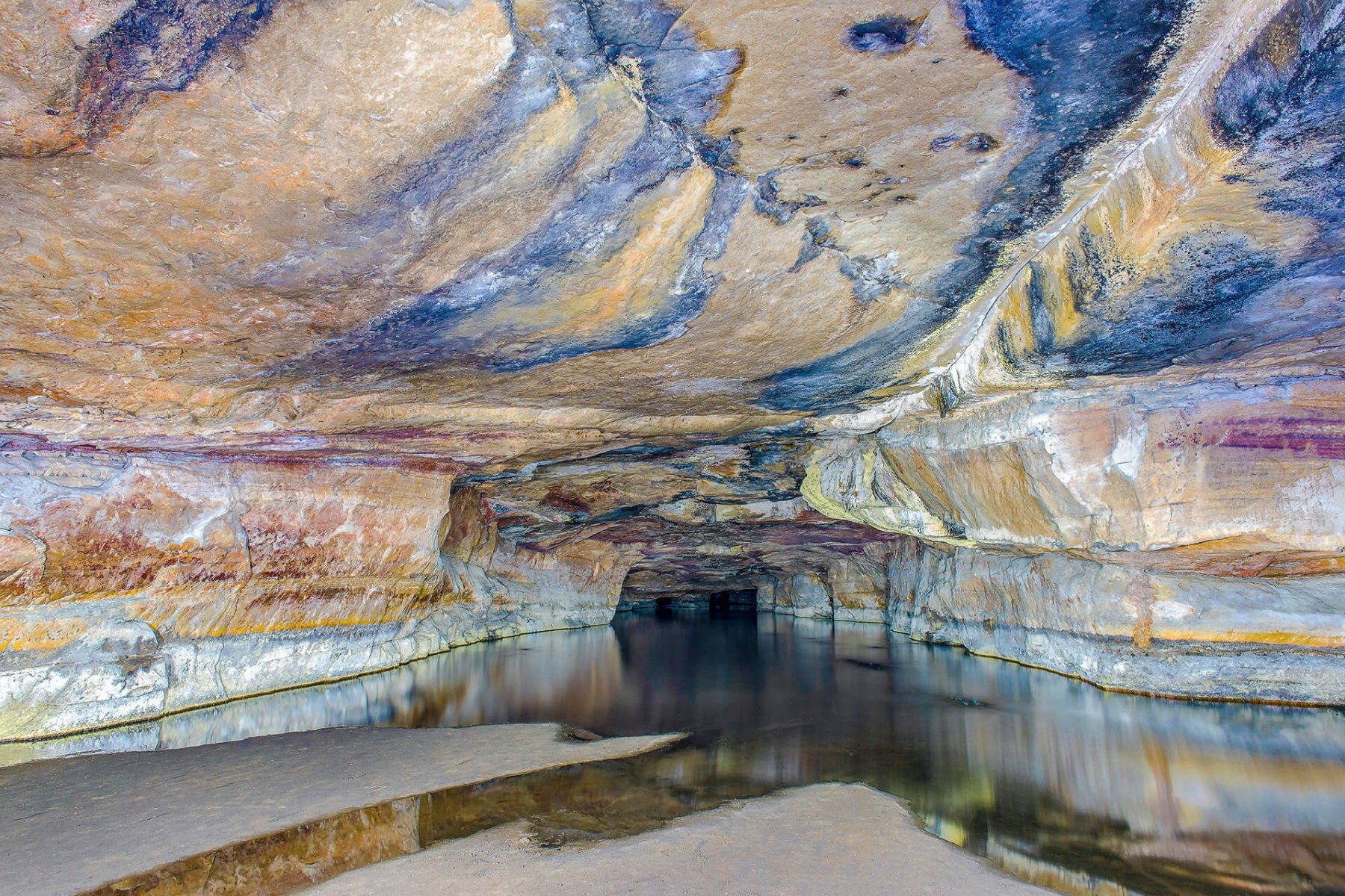 A Caverna Aloe Jari &eacute; formada com v&aacute;rias bifurca&ccedil;&otilde;es e salas