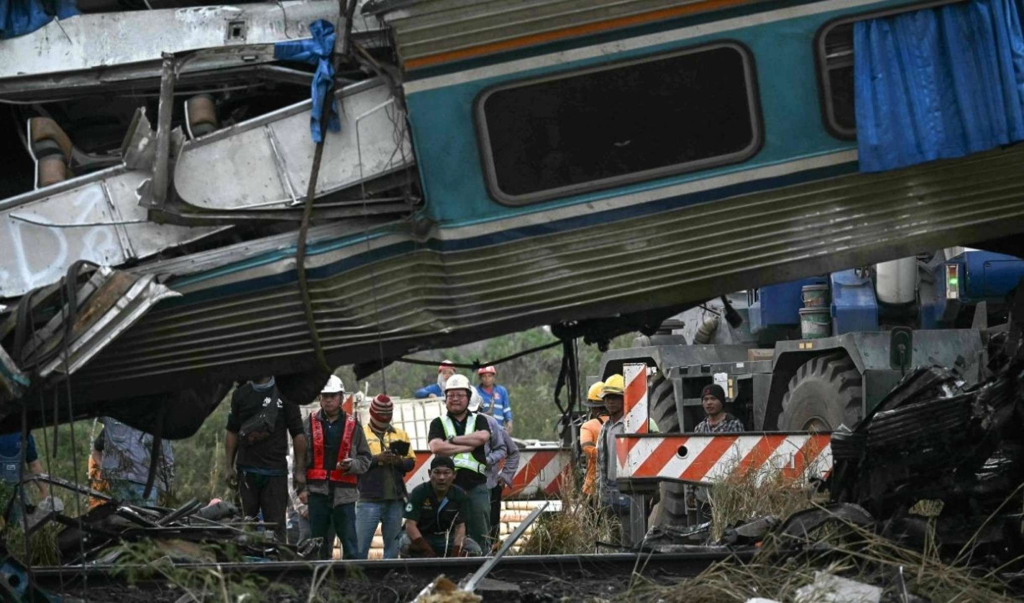 A grua era utilizada em uma obra para conectar Bangcoc a Kunming, no sul da China, via Laos-AFP