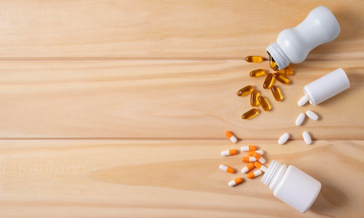 O consumo excessivo e sem orientação de vitaminas e suplementos pode trazer sérios riscos à saúde. - (crédito: Freepik)