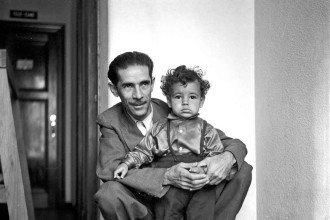 Exposição de fotos promove volta ao passado com história de TV ao vivo