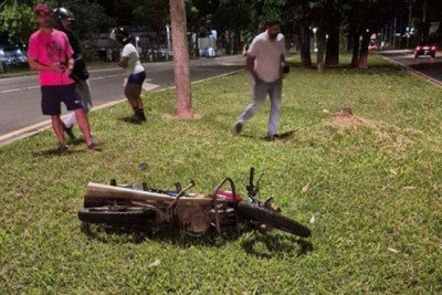 Motorista foi identificado e preso em flagrante. Ele adulterou a placa do carro -  (crédito: CBMMG)