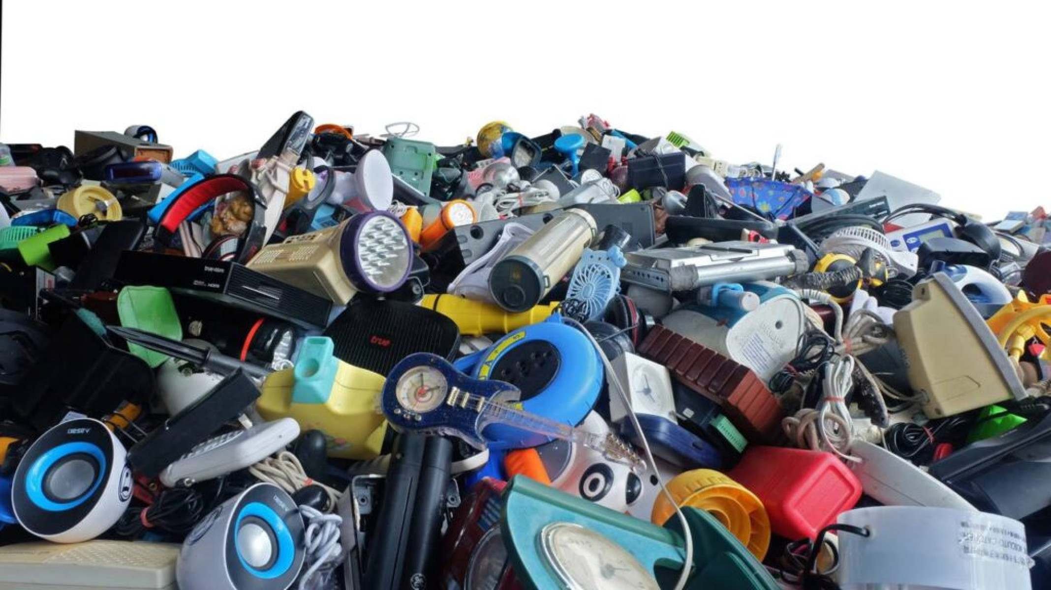 Aquafade: o plástico que desaparece na água e revoluciona a reciclagem eletrônica - Portal Giro 10