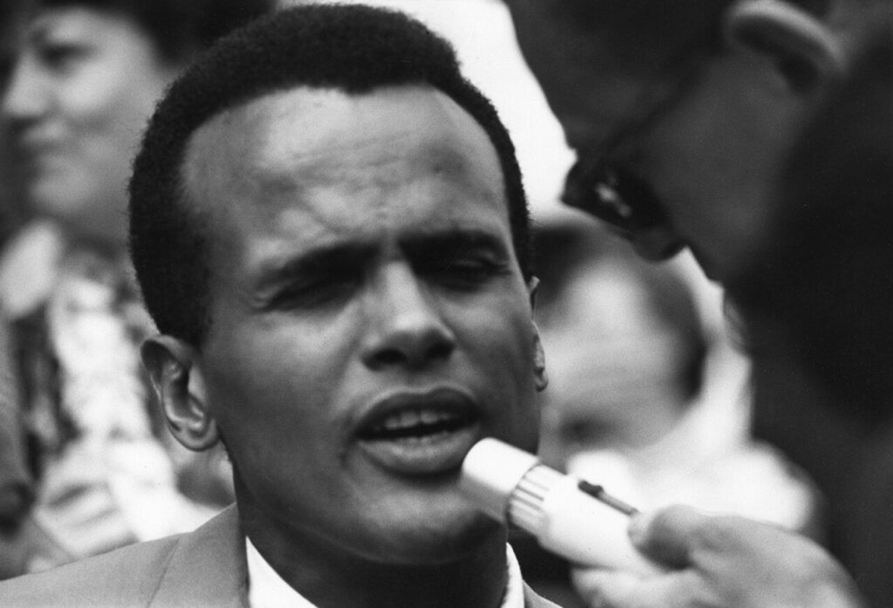Da música ao ativismo: como Harry Belafonte se tornou um ícone negro global -  NARA