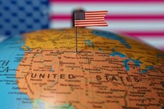 News e Trump: como a emissora se alinha ao presidente